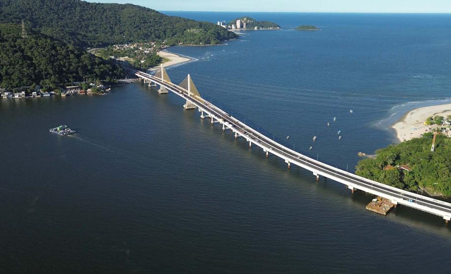 Ponte de Guaratuba já está 100% pavimentada e começa a ganhar iluminação final