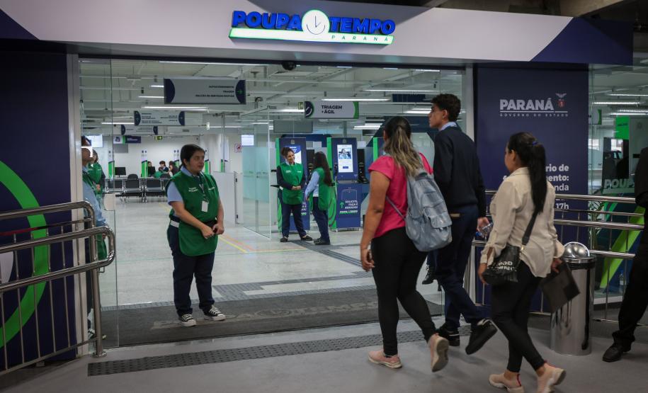 Facilidade: Poupatempo Paraná ultrapassa 1,6 milhão de atendimentos