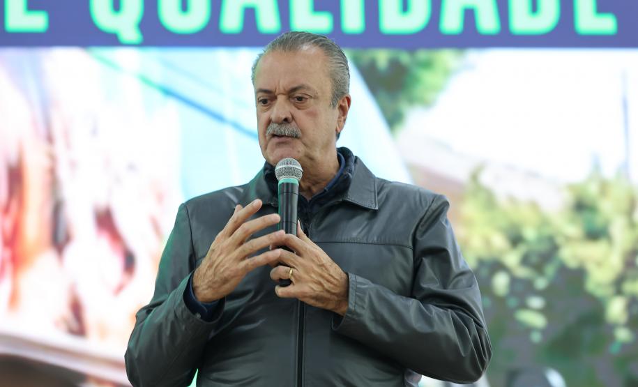 Estado fará 80 mil atendimentos em programa itinerante de consultas e vacinas para cães e gatos