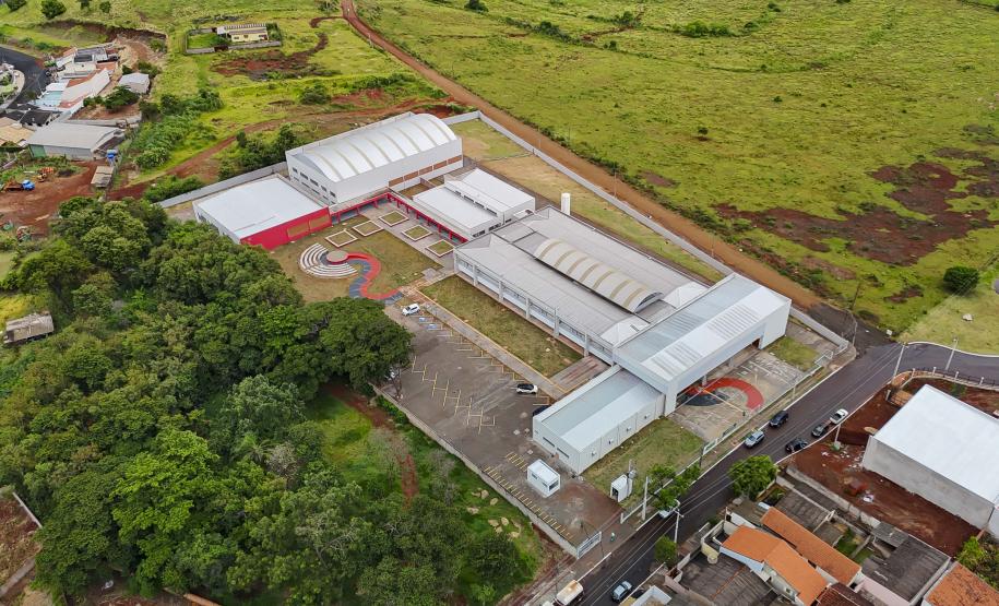 Estado entrega 28 novas escolas e tem outras 16 em construção; investimento ultrapassa R$ 2 bilhões