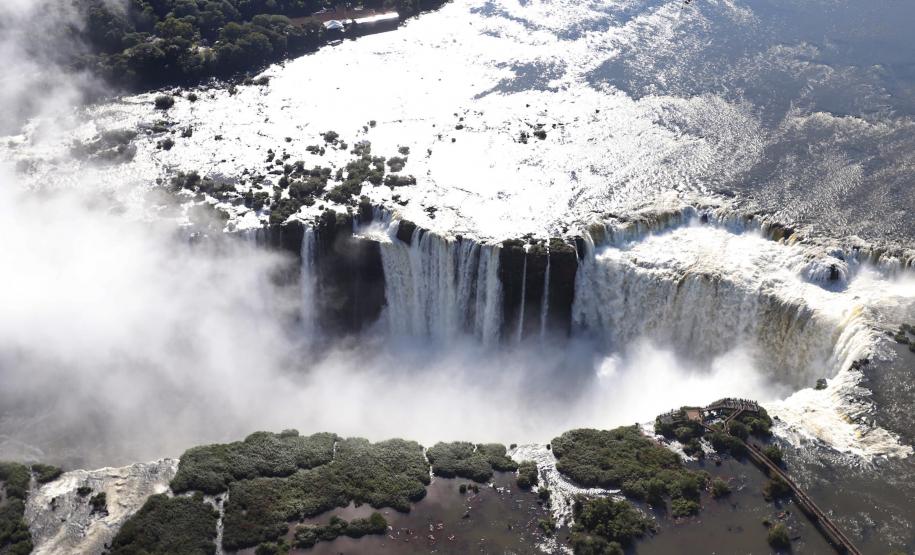 Mais de 456 mil turistas de outros países visitaram o Paraná nos primeiros meses de 2026