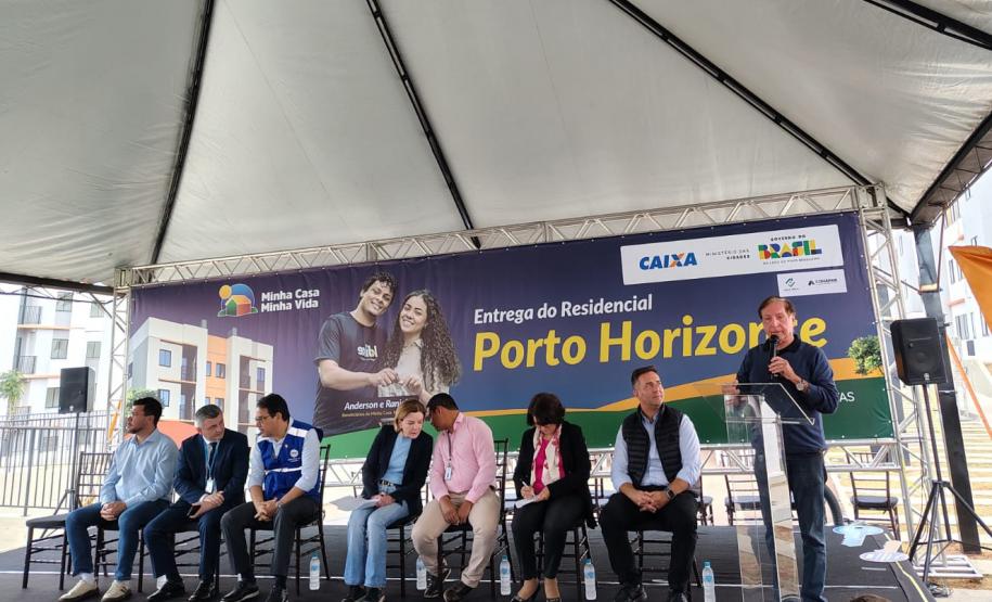 240 famílias de Londrina conquistam imóvel próprio com subsídio do Governo do Estado