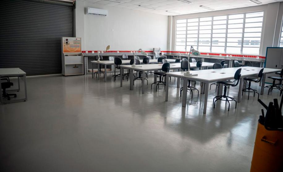 Estado entrega 28 novas escolas e tem outras 16 em construção; investimento ultrapassa R$ 2 bilhões