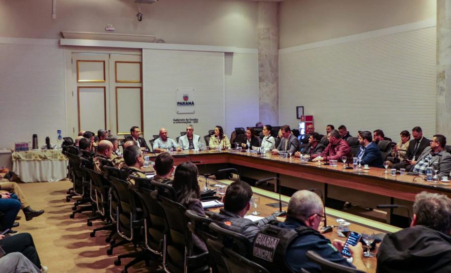 Estado vai criar grupo para coibir motoristas clandestinos em aeroportos e rodoviárias