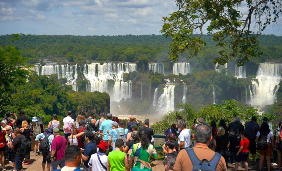Mais de 456 mil turistas de outros países visitaram o Paraná nos primeiros meses de 2026