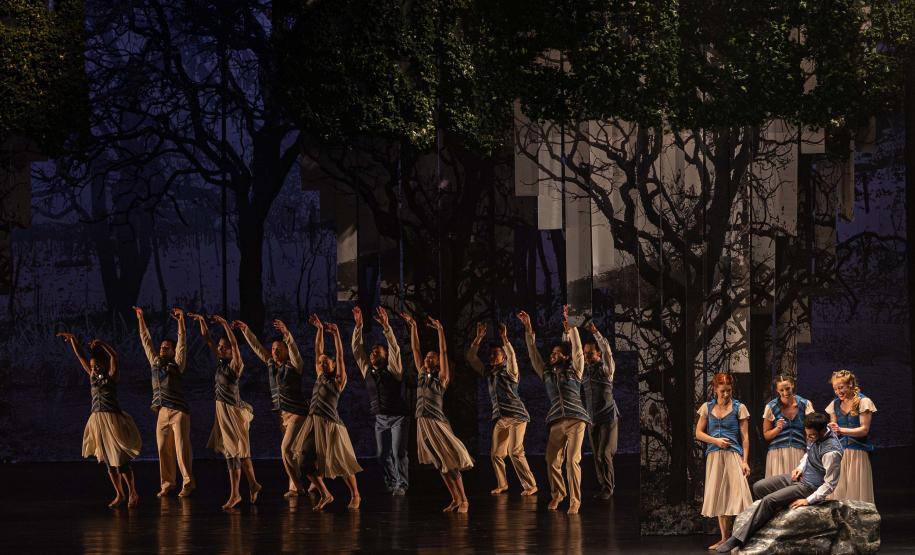 Agenda cultural tem Bienal de Curitiba no MON, balé "GiselleS" e oficinas