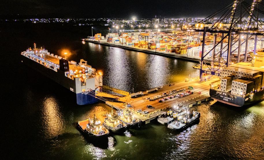 Porto de Paranaguá assume vice-liderança nacional na movimentação de veículos