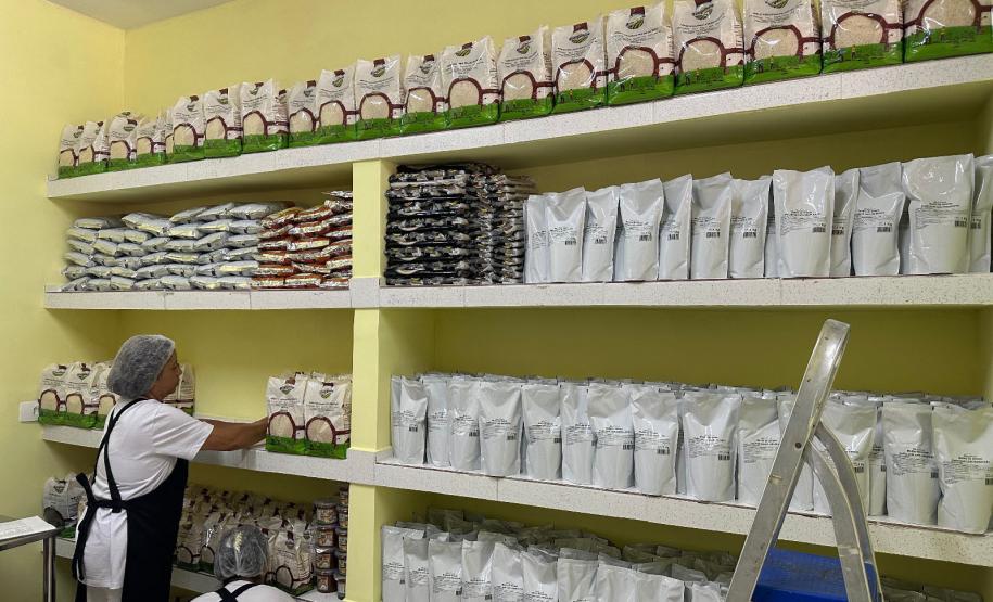 Terceira remessa de alimentação escolar beneficia mais de 1,2 milhão de estudantes