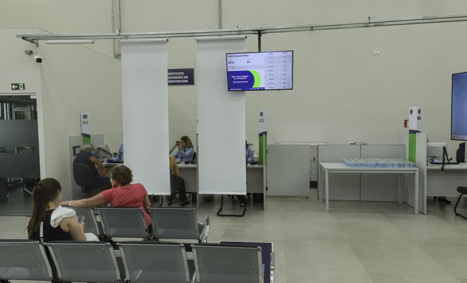 Poupatempo Paraná ultrapassa a marca de 2 milhões de atendimentos