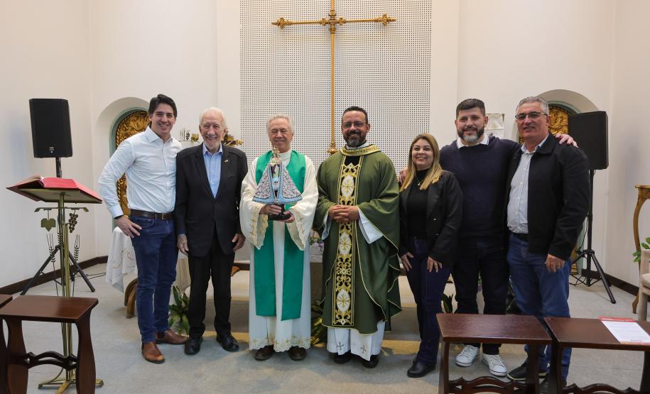 O vice governador Darci Piana participa nesta terca-feira (27), de missa com a Nossa Senhora do Rocio, Padroeira do Paraná
