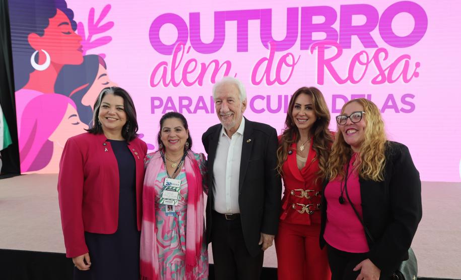 O governador Darci Piana participa nesta quarta-feira (28) do Lançamento do projeto "Paraná Cuida Delas" da Secretaria de Estado da Mulher, Igualdade Racial e Pessoa Idosa do Paraná.