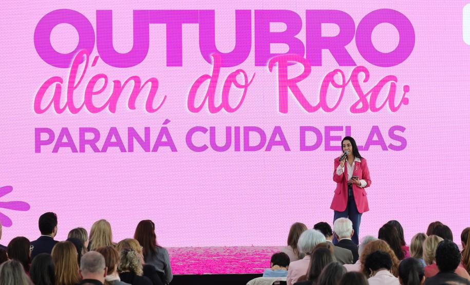 O governador Darci Piana participa nesta quarta-feira (28) do Lançamento do projeto "Paraná Cuida Delas" da Secretaria de Estado da Mulher, Igualdade Racial e Pessoa Idosa do Paraná.