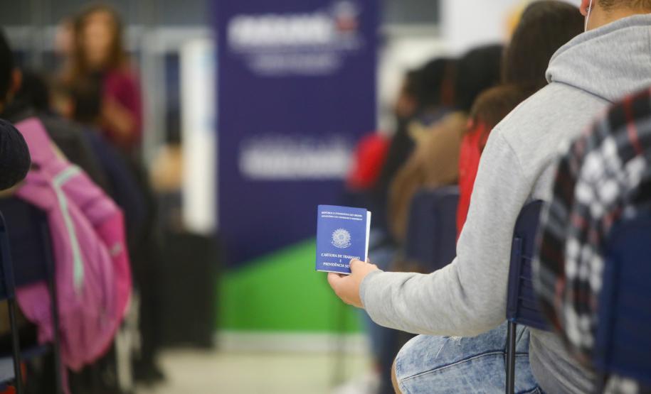 Paraná tem mais de 20,8 mil vagas de emprego nas Agências do Trabalhador
