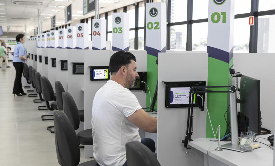 Em um ano, Poupatempo Paraná realiza mais de 4,5 milhões de atendimentos